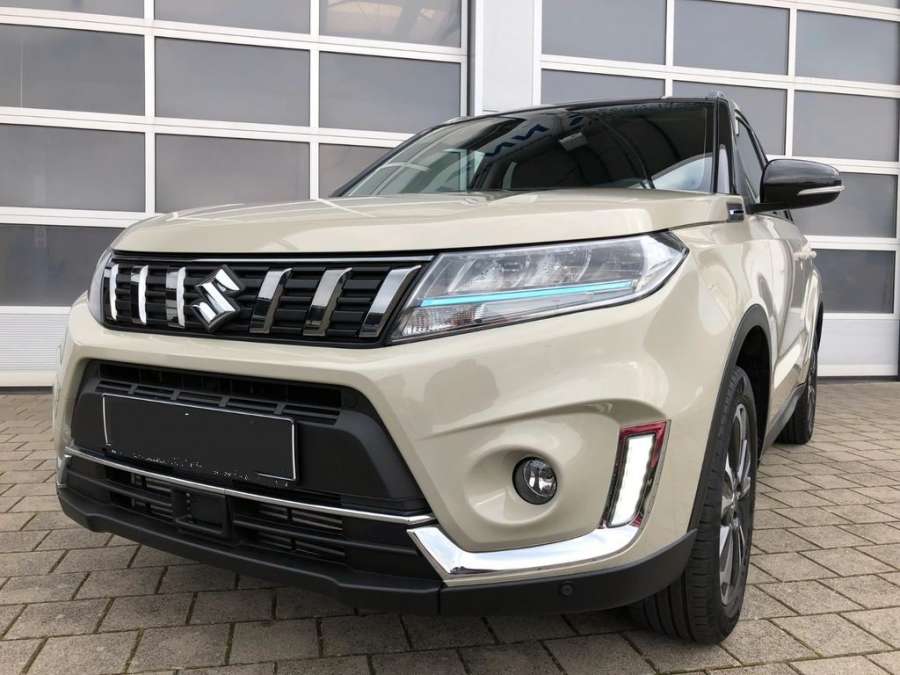 SUZUKI