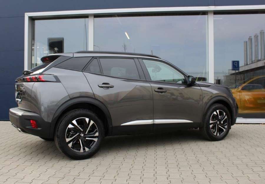 PEUGEOT