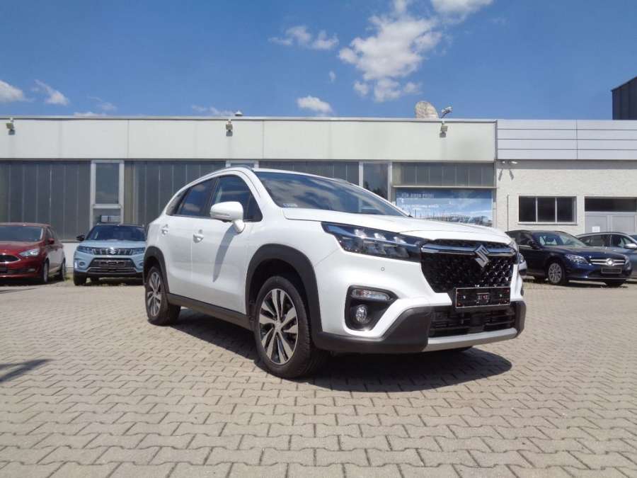SUZUKI