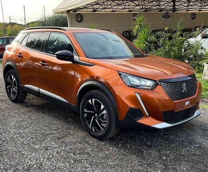 PEUGEOT 2008 ALLURE + PACK SAFETY PLUS