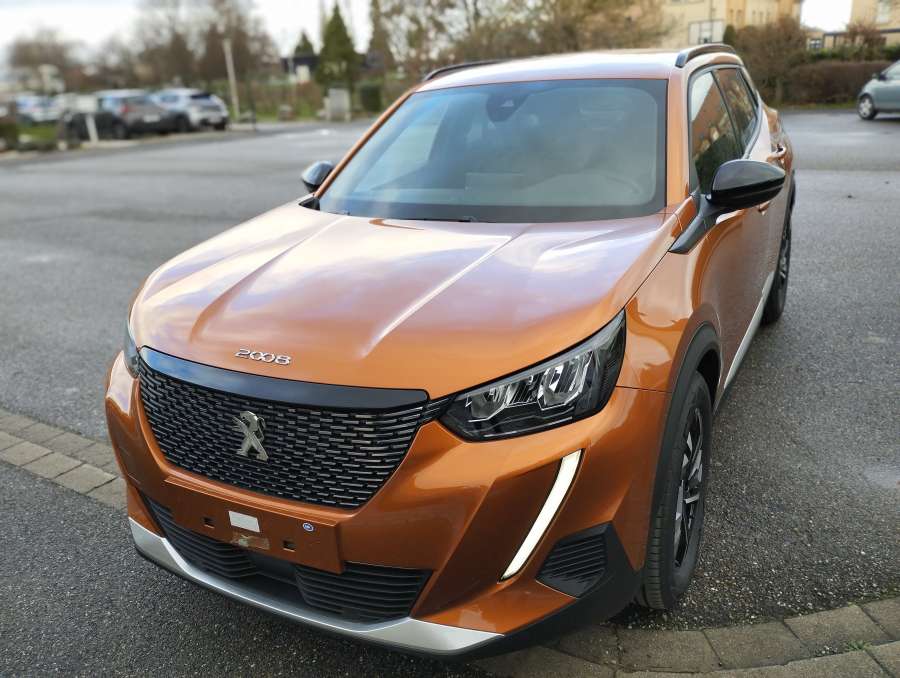 PEUGEOT