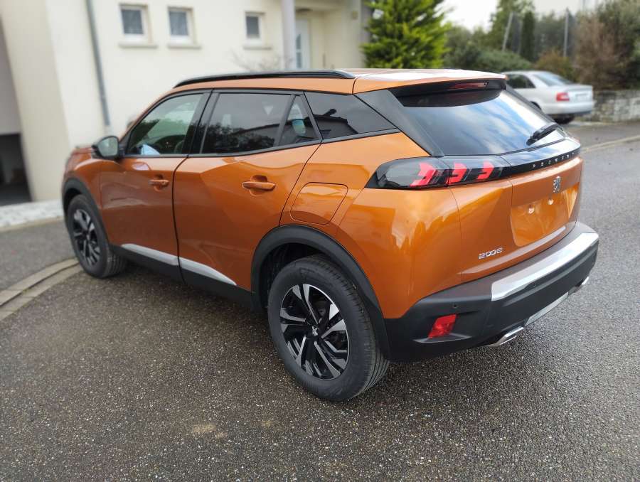 PEUGEOT