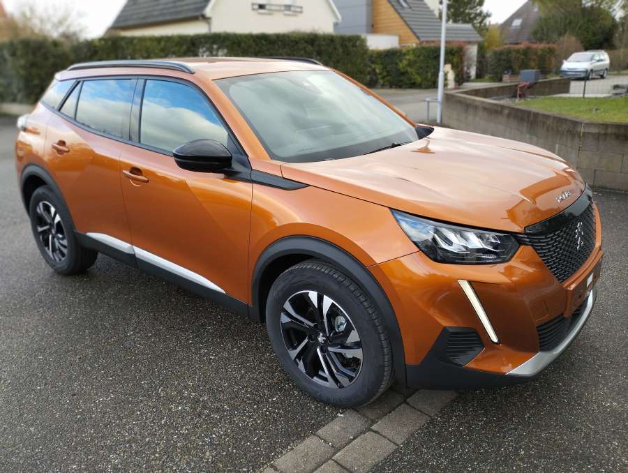 PEUGEOT