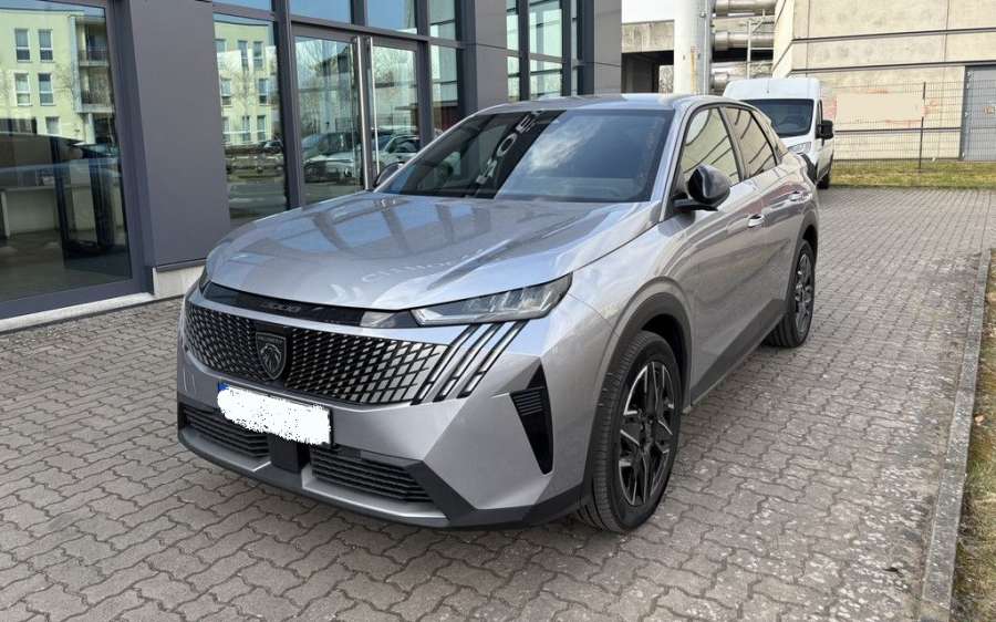 PEUGEOT 3008 ALLURE + PACK NAVI + VISION 360°