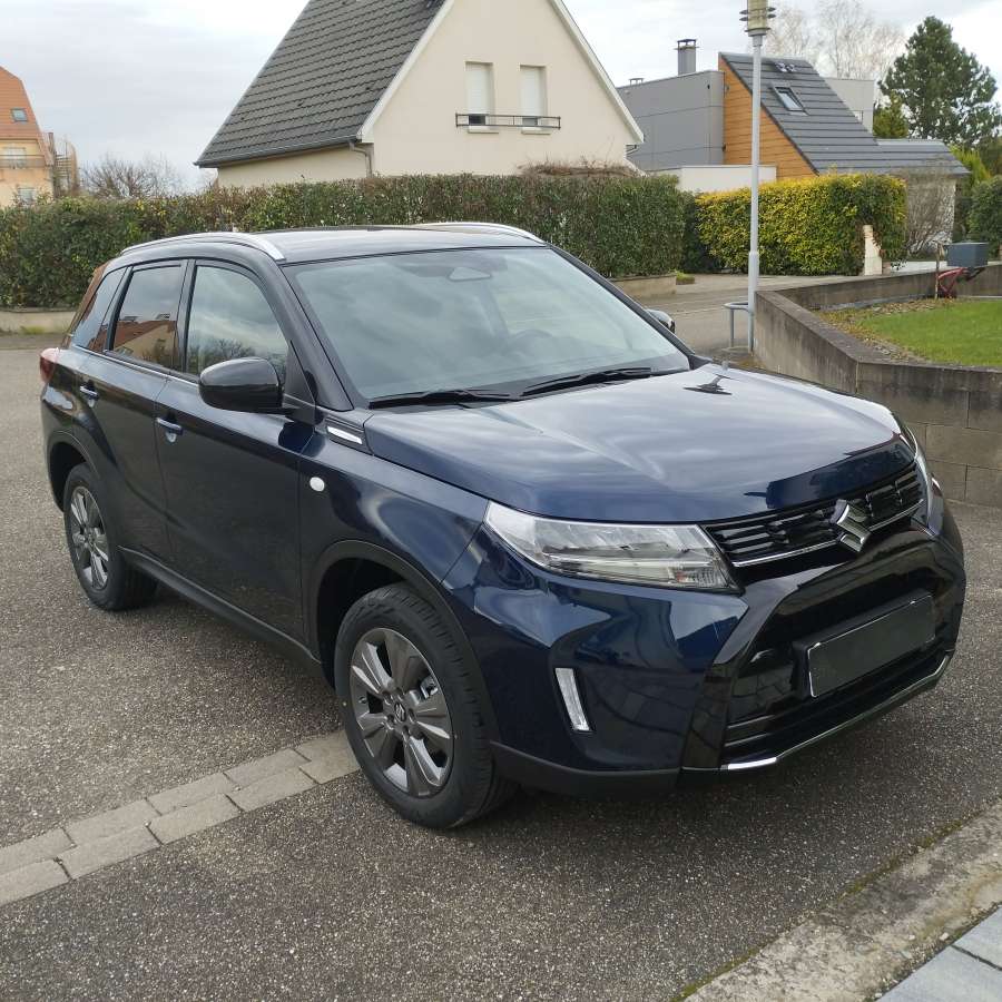 SUZUKI