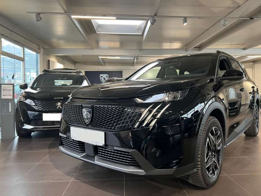 PEUGEOT