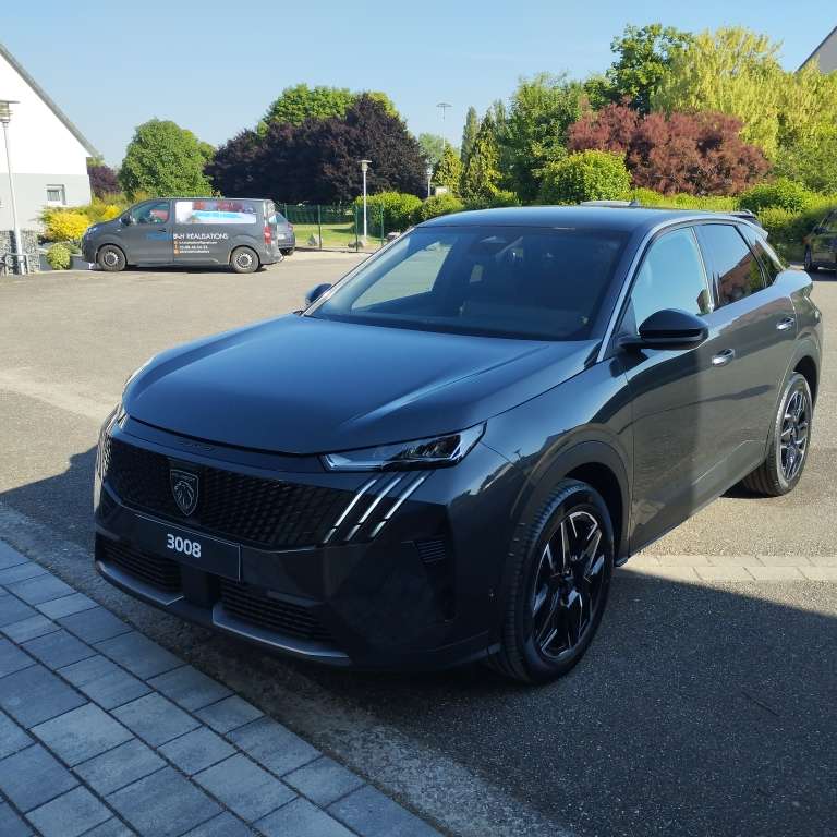 PEUGEOT 3008 ALLURE FULL OPTION
