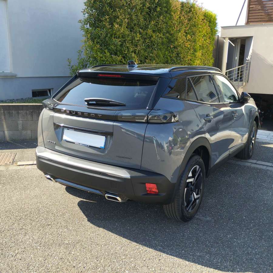 PEUGEOT