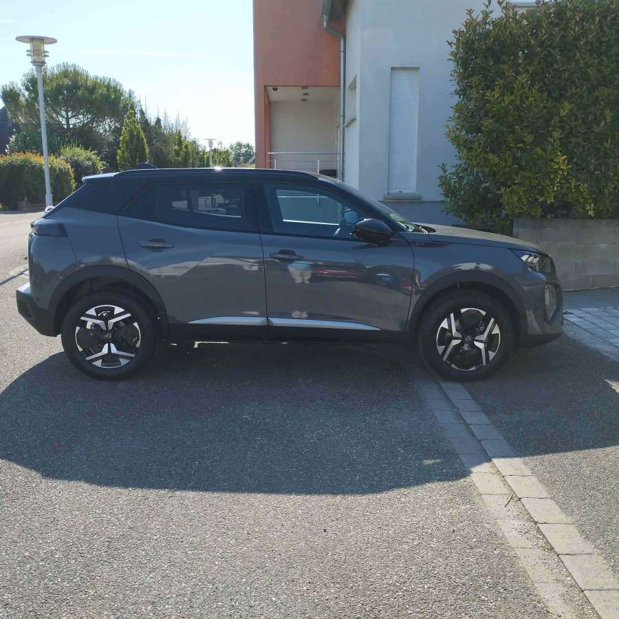 PEUGEOT