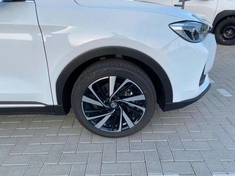 MG
